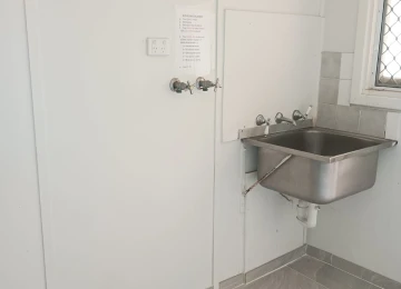 Laundry P -1